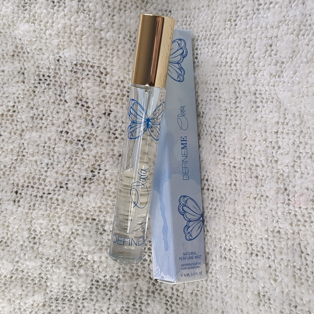 DefineMe Travel Spray in Clara, 9ml/0.30fl oz